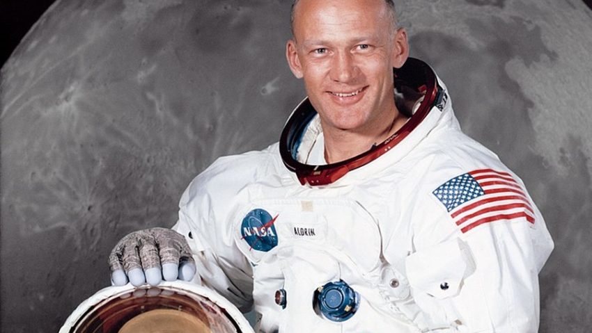 Personalitatea zilei: Buzz Aldrin [VIDEO]