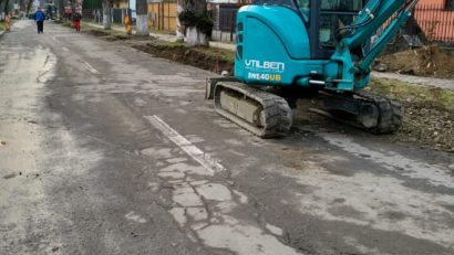 SIGHET – Continuă lucrările pentru reabilitarea străzii Mihai Eminescu