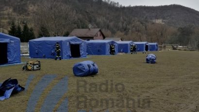 SIGHET – Tabără mobilă ridicată în sprijinul ucrainenilor sosiți de peste graniță
