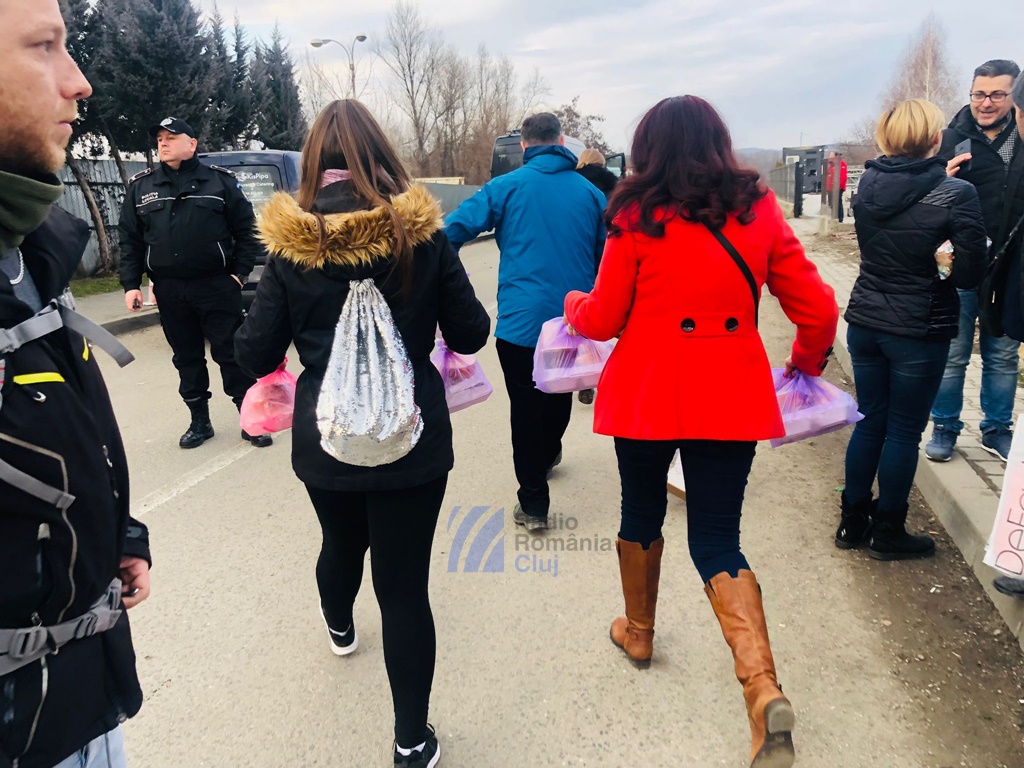 Câteva ore de voluntariat pe săptămână încetinesc declinul memoriei