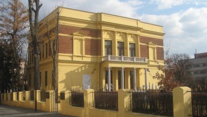 Expoziție de fotografii cu Vulcanii Noroioși la Sibiu