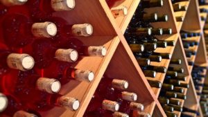 Recolta care așteaptă gerul: secretul vinului de gheață