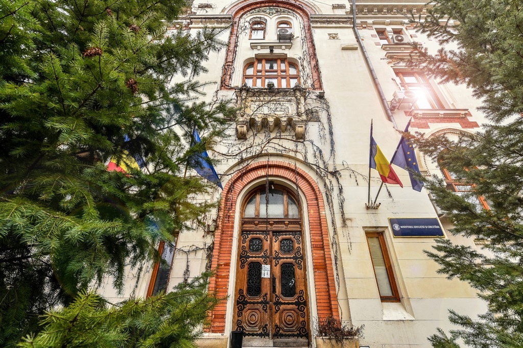 Iniţiativă pentru sprijinirea învăţământului în limba română în Diaspora!