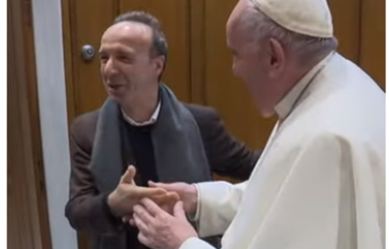 Roberto Benigni a fost primit de Papa Francisc la Vatican