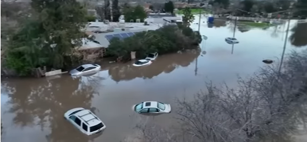 California se confruntă cu vreme severă