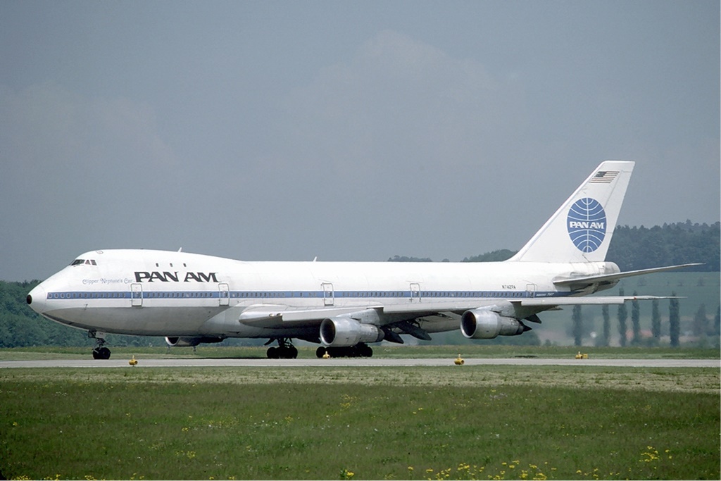 Ultimul Jumbo Jet a ieşit de pe linia de producţie din SUA