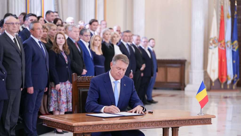 Președintele Klaus Iohannis a promulgat Legile Educației