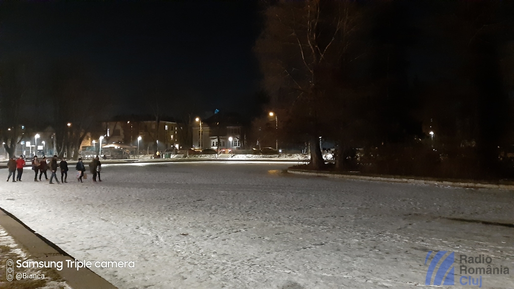 Autoritățile trag un semnal de alarmă! Risc major de înec pe apele înghețate!