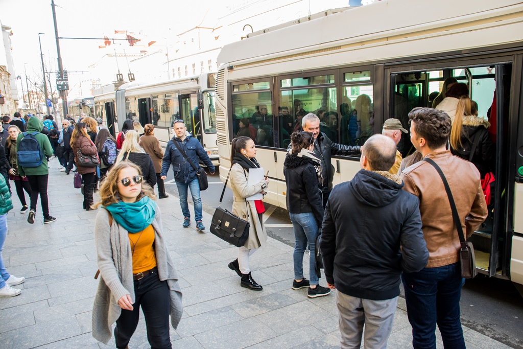 Viitorul demografic al României nu arată bine deloc