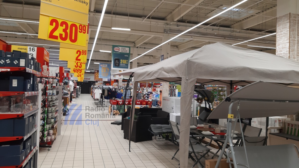 Carrefour pleacă din România. Cine preia lanțul de magazine