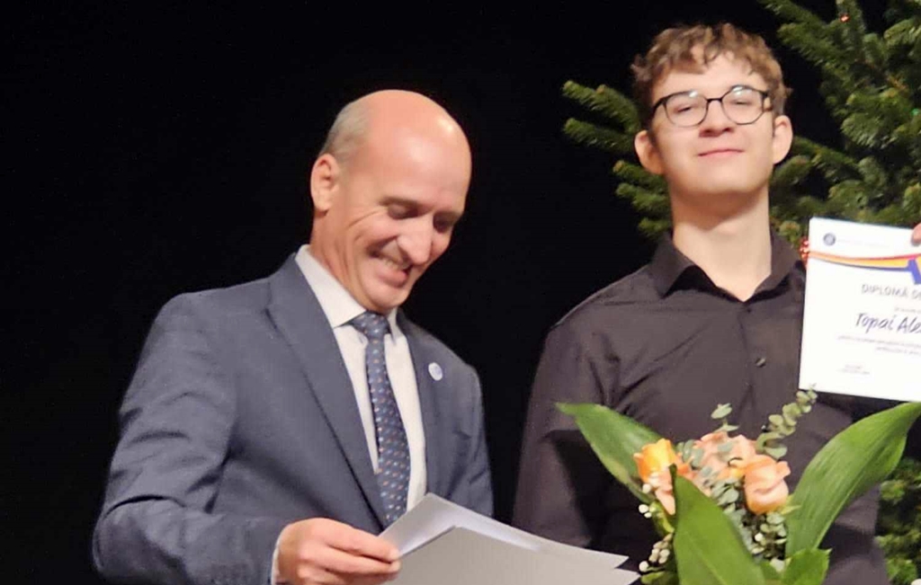 Premii pentru elevii excepționali din Oradea