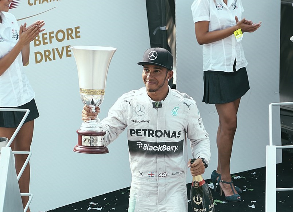 Lewis Hamilton pleacă de la Mercedes