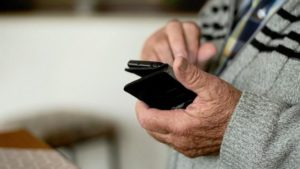 Înșelată cu 30.000 de lei prin metoda „ACCIDENTUL”