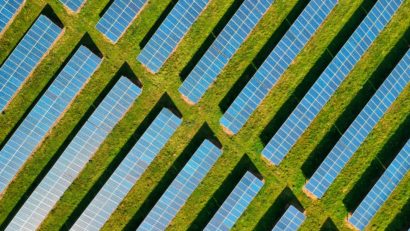 Cimitir transformat în fermă solară!