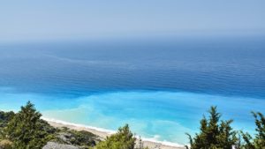 Criză de personal în turism: 80.000 de posturi vacante