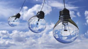 Mii de români, încă fără acces la electricitate