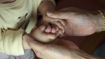 Noul statut al asistentului maternal