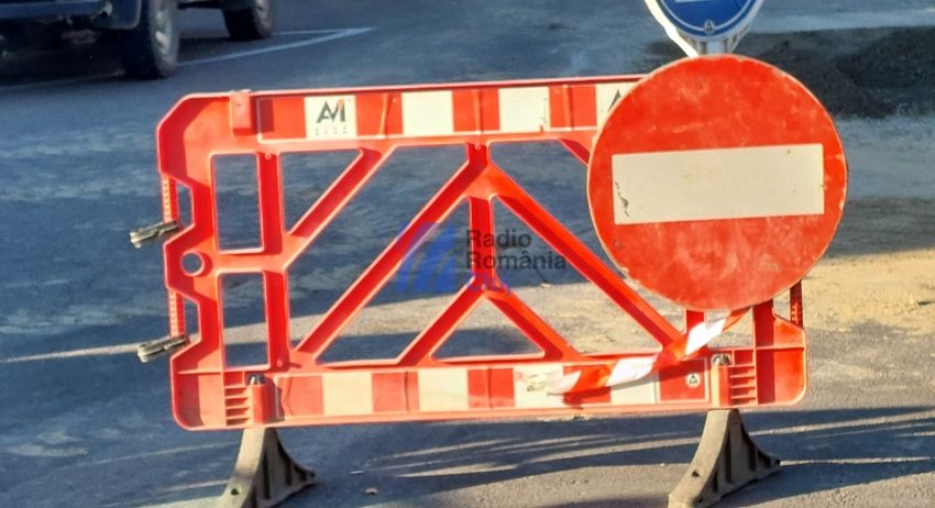 Pod avariat, trafic închis