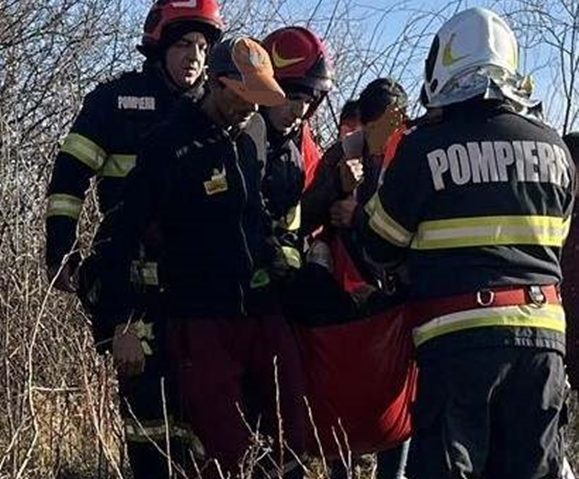Un adolescent s-a rănit grav cu un motoferăstrău Un adolescent s-a rănit grav cu un motoferăstrău