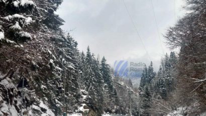 Primul episod de iarnă aduce temperaturi scăzute și ninsori la munte