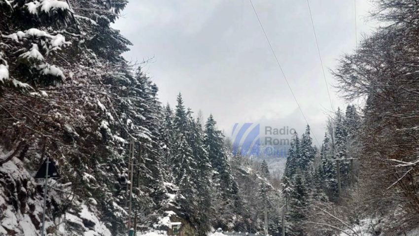 Primul episod de iarnă aduce temperaturi scăzute și ninsori la munte