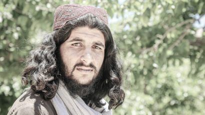 Bărbații și bărbierii lor, arestați dacă încalcă legea islamică privind tunsoarea