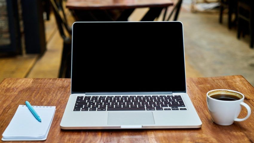 Laptop interzis: Cafenelele din Germania trag linia Laptop interzis: Cafenelele din Germania trag linia