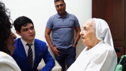 Călugărița pasionată de fotbal, decana de vârstă a planetei, a murit la 116 ani