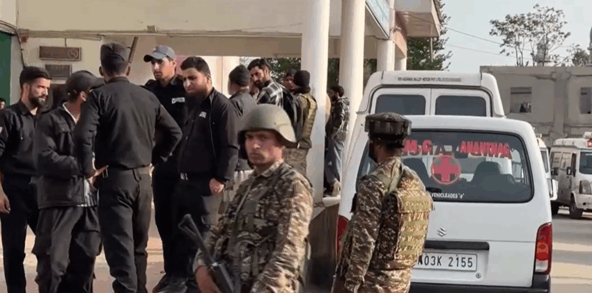 Opt civili ucişi în loviturile lansate de armata indiană în Pakistan Opt civili ucişi în loviturile lansate de armata indiană în Pakistan