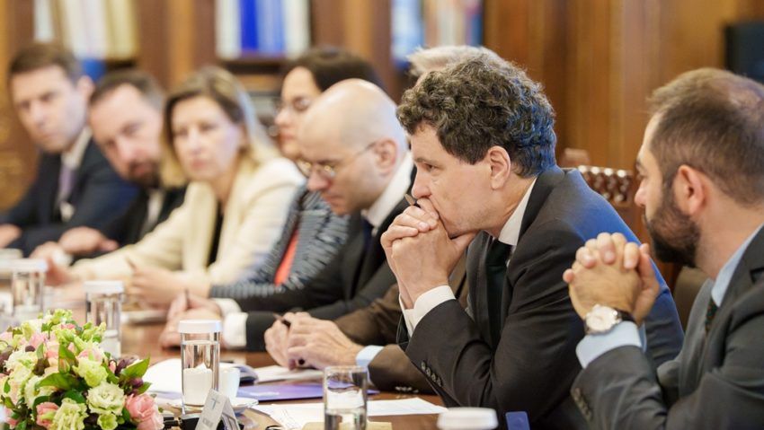 Concluzii după prima întâlnire a președintelui cu partidele parlamentare