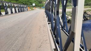 Un pod provizoriu va facilita reluarea traficului pe centura municipiului Baia Mare