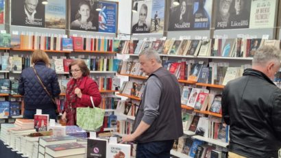 Târgul de Carte Gaudeamus și-a deschis porțile la Oradea
