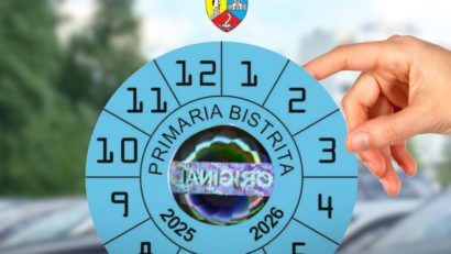 Primăria Bistriţa a lansat vinieta albastră pentru parcările din oraş