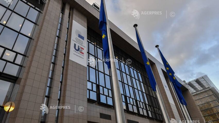 România este obligată să reducă deficitul bugetar România este obligată să reducă deficitul bugetar