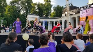 Incluziv: Modă şi incluziune: Clujul a găzduit din nou gala Atipic Beauty