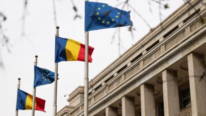 Acordul politic între PSD, PNL, USR, UDMR şi minorităţi asigură un Guvern stabil