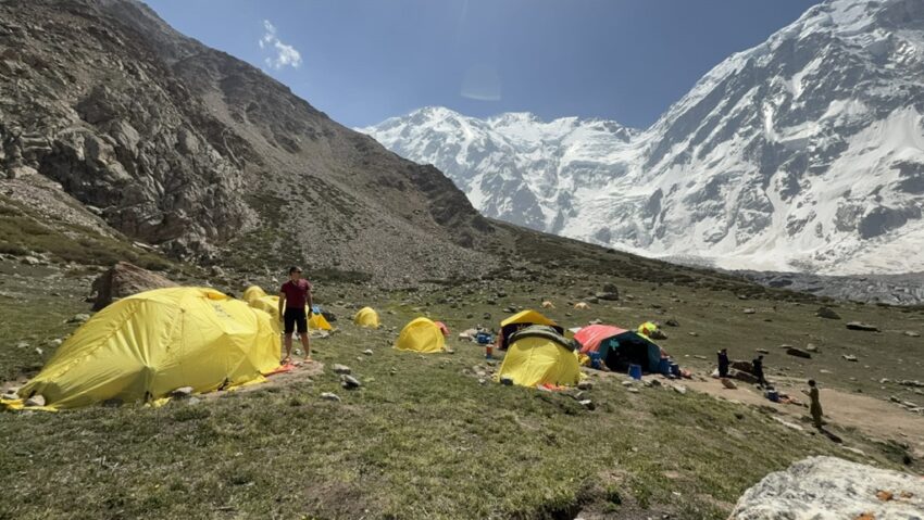 Horia Colibășanu a ajuns în tabăra de bază pe Nanga Parbat Horia Colibășanu a ajuns în tabăra de bază pe Nanga Parbat