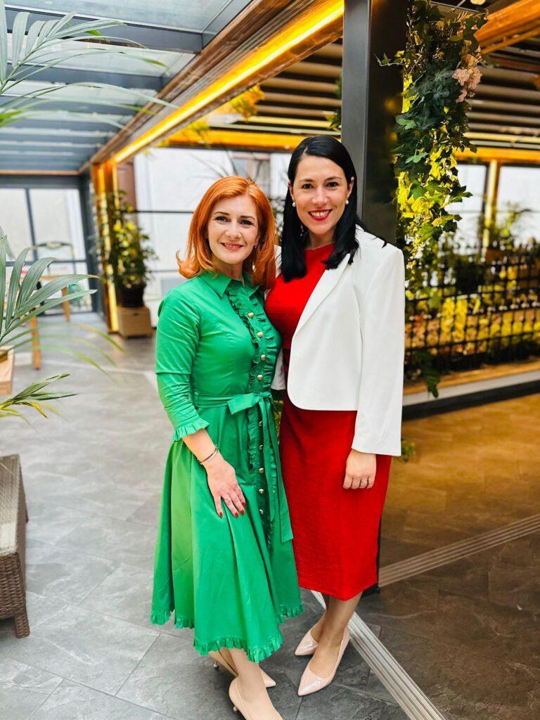 Bianca Pușcaș Și Monica Popa