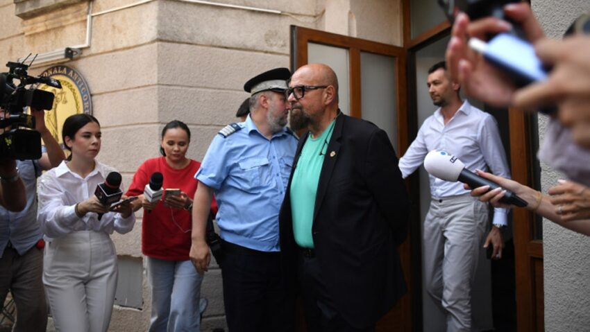 Control judiciar pentru Cristian Popescu Piedone Control judiciar pentru Cristian Popescu Piedone
