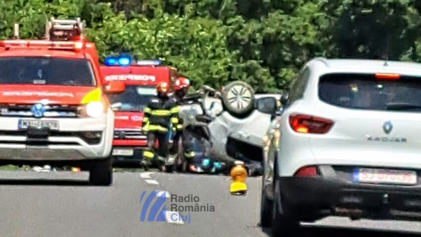 Bărbat încarcerat după ce mașina lui s-a răsturnat pe drumul Făgetului Bărbat încarcerat după ce mașina lui s-a răsturnat pe drumul Făgetului