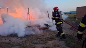 Incendii masive în Mehedinți: 70 de pompieri mobilizați