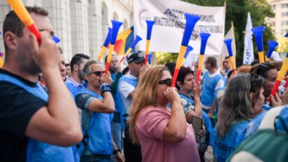 Protest faţă de măsurile de austeritate anunţate de Guvernul Bolojan