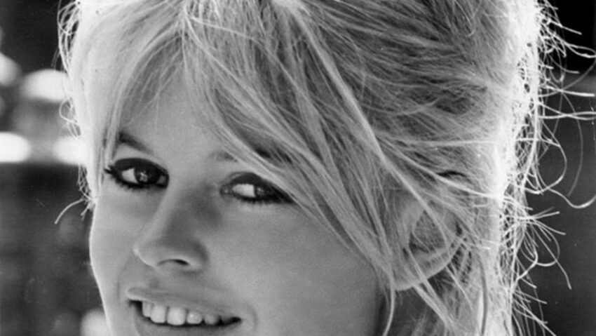 Brigitte Bardot își lansează „BBcedarul”