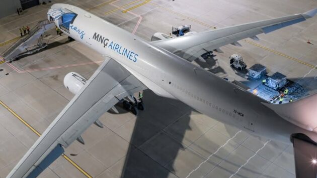 Cel mai mare avion cargo, la Oradea
