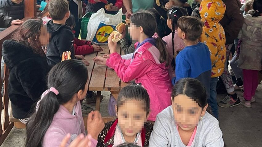 Școli care despart, nu unesc: Segregarea continuă să afecteze elevii