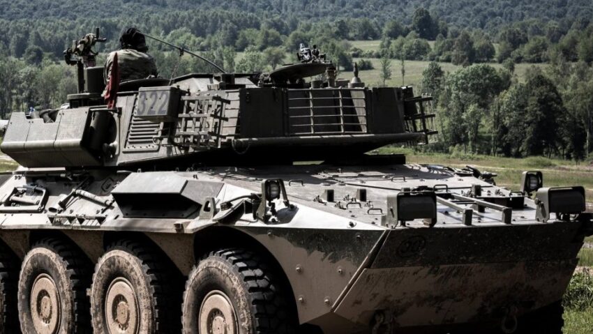 Au intrat în țară primele coloane de tehnică militară pentru exercițiul Dacian Fall Au intrat în țară primele coloane de tehnică militară pentru exercițiul Dacian Fall