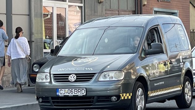 Incluziv: Poveştile Beard Mobile, taxiul gratuit pentru persoanele cu dizabilităţi