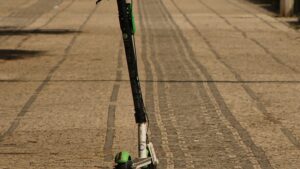 Adolescent, în comă după un accident cu trotineta