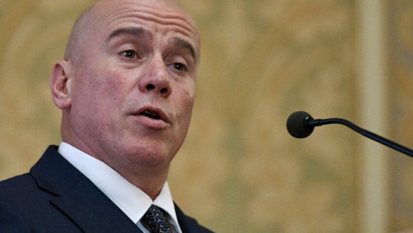 Ministrul Demeter András, audiat în Comisia de cultură Ministrul Demeter András, audiat în Comisia de cultură