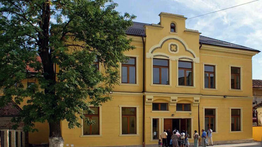 Liceul Greco-Catolic ‘Inochenţie Micu’ împlineşte 80 de ani de la înfiinţare Liceul Greco-Catolic ‘Inochenţie Micu’ împlineşte 80 de ani de la înfiinţare
